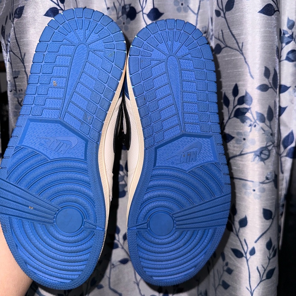 Jordan 1 Retro High Og X Travis Scott - image 3